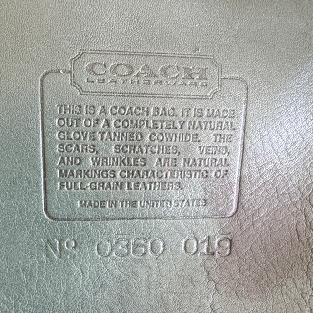 Vintage 90's Coach Cowhide Leather Crossbody Bag. Made is Usa. - Picture 10 of 12